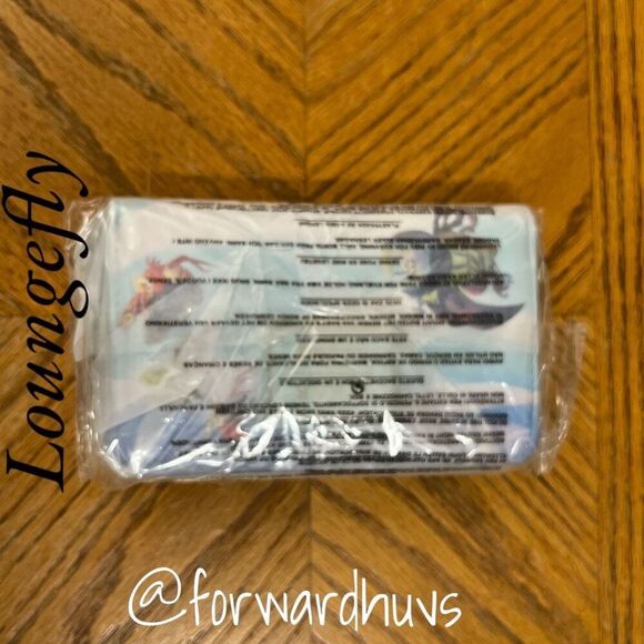 Loungefly A Bugs Life Zip Around Wallet NWT - Picture 7 of 8